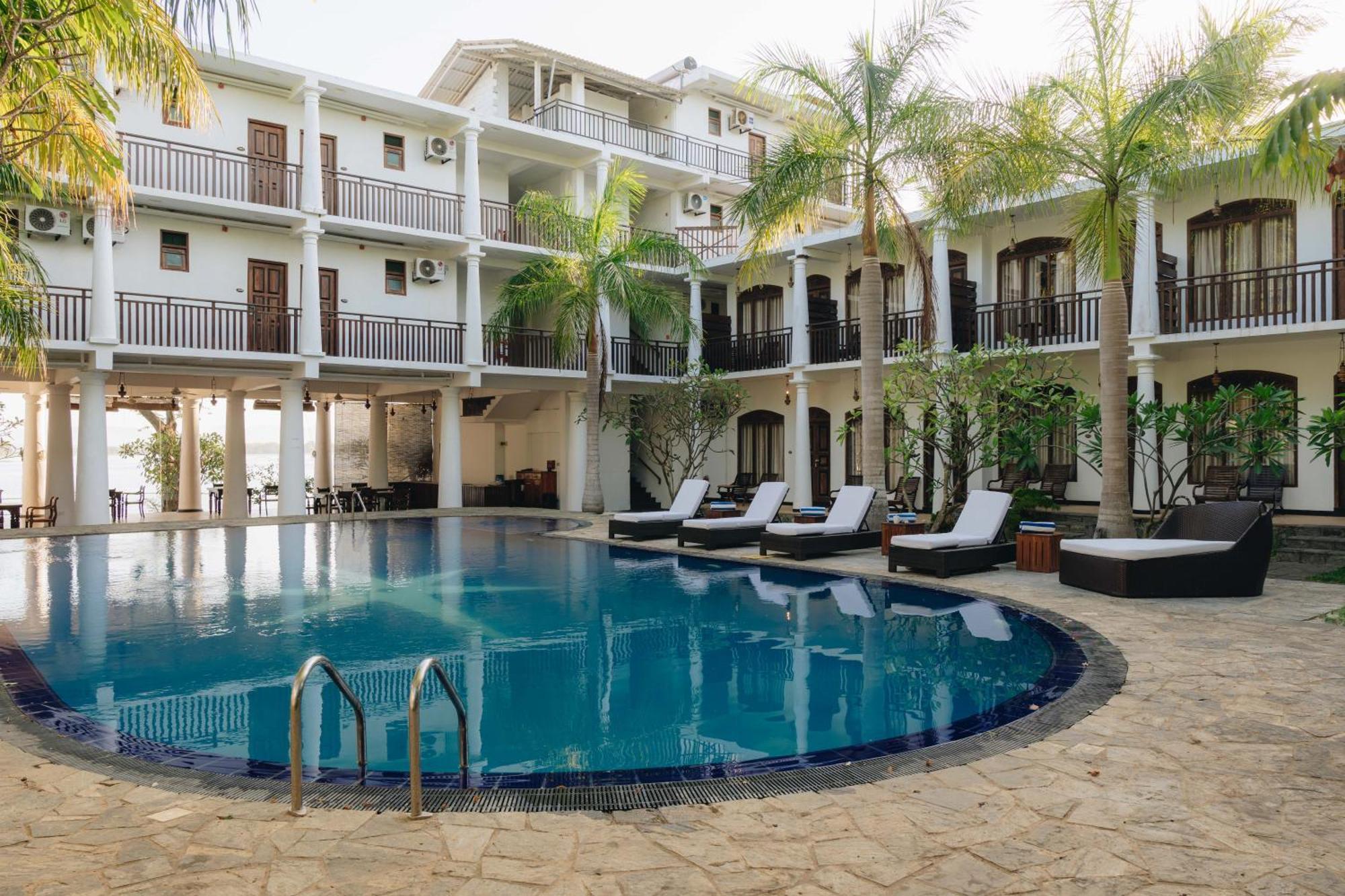 Yala Oga Reach Hotel Tissamaharama Esterno foto